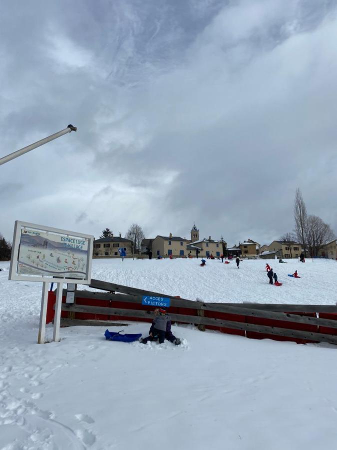 Appartement Aux Pieds Des Pistes ! Les Angles  Esterno foto